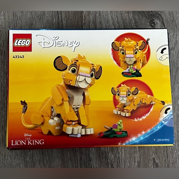 Lego the lion king 43243 Yellow Building Set Simba Figure - Picture 2 of 3
